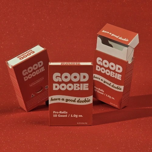 Paper flip top cigarette boxes with inserts for organized and secure placement